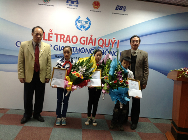 16 thí sinh xuất sắc đoạt giải Cuộc thi Giao thông thông minh